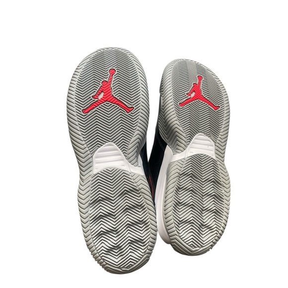 Jordan Stay Loyal Black and Red Sneakers 10.5 - Picture 7 of 8